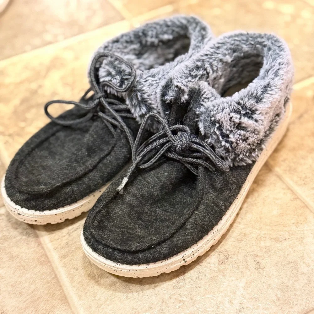 Hey Dude Britt Black Wool Faux Fur Lined Loafers Womens Size 8 121774900